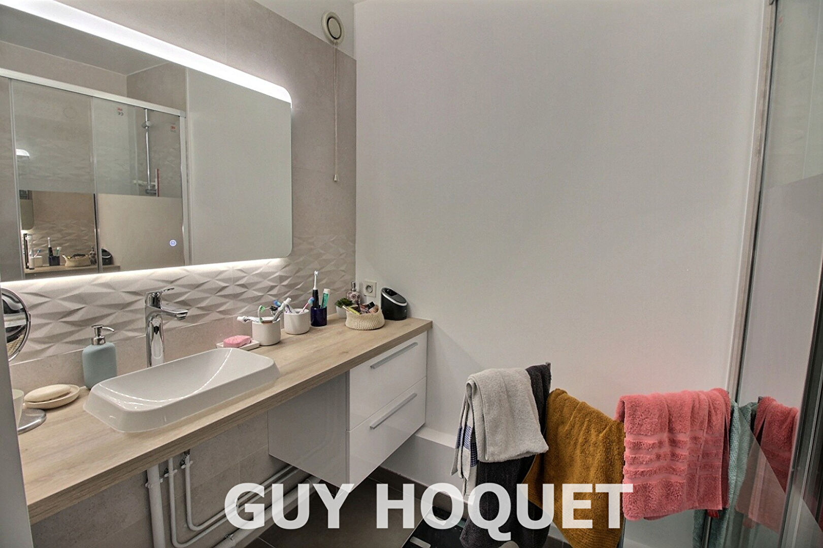 Appartement 4 pièces à vendre - Centre-ville de Suresnes