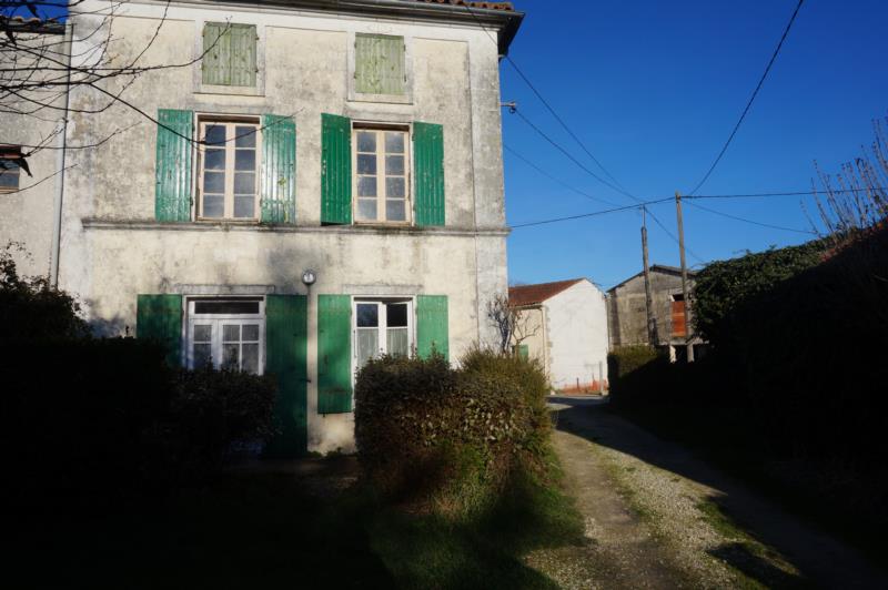 SUR LA COMMUNE DE LANDRAIS