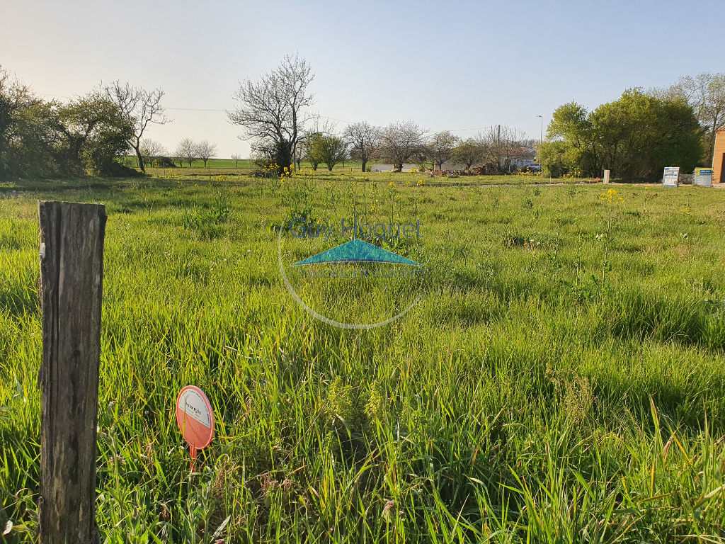 Terrain Saint Saturnin Du Bois
