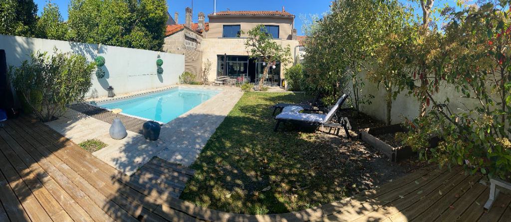 Maison T6 + Jardin + Garage