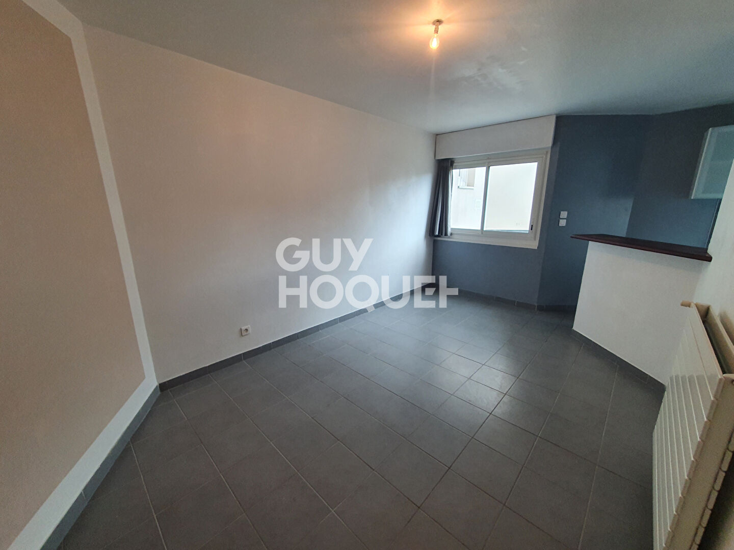 Studio 26 m² - proche arrêt Roustaing