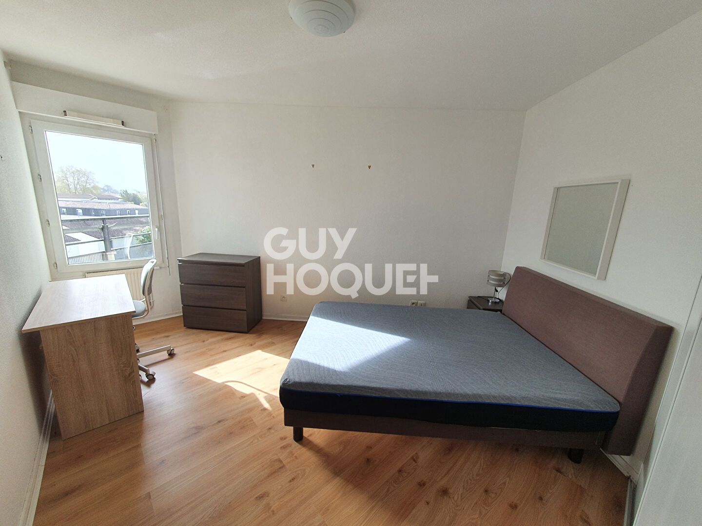 T3 Meublé + Balcon + Place de parking