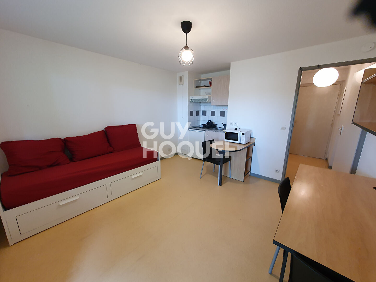 T1 Meublé + Balcon + Parking