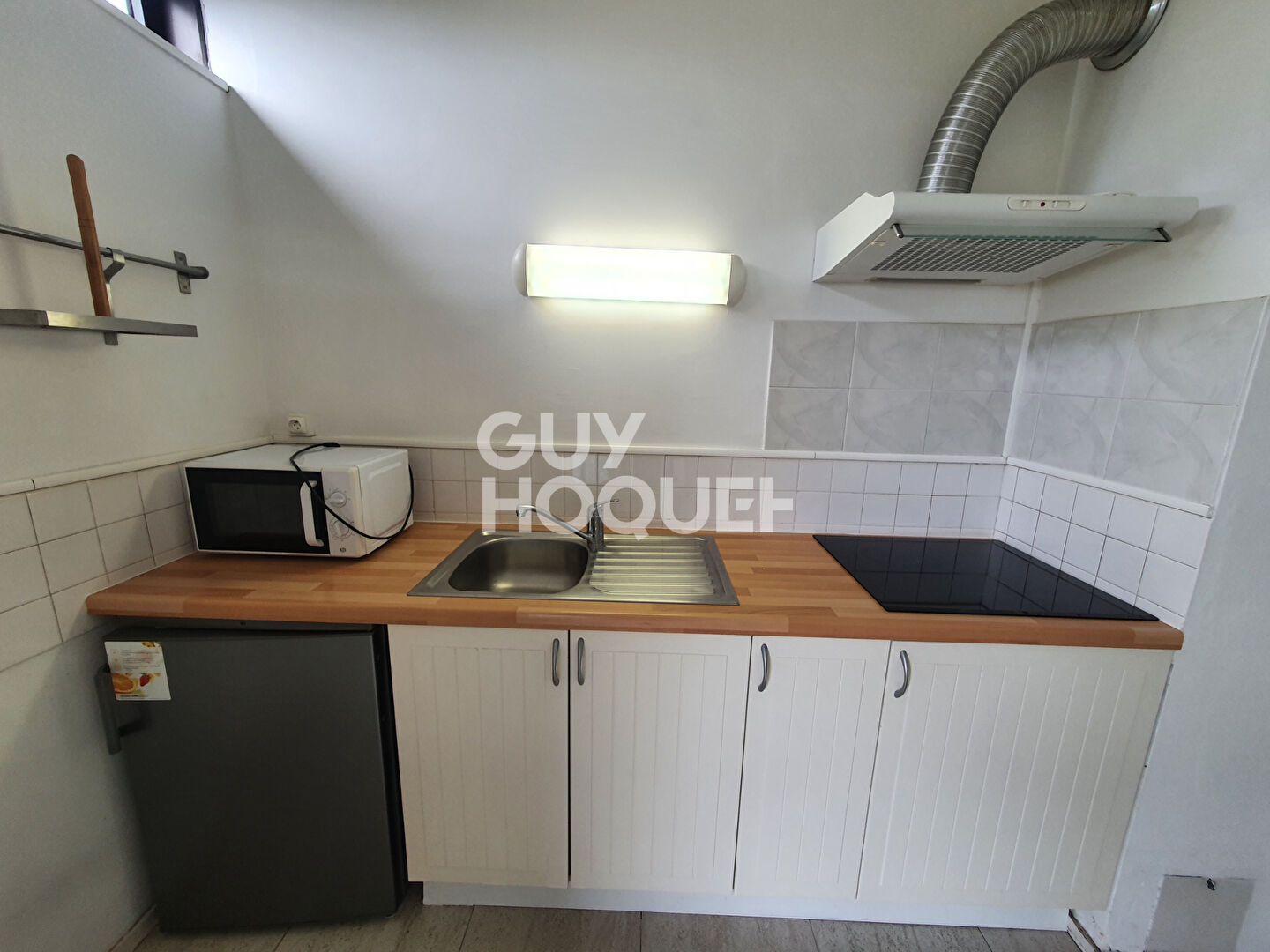 T1 Meublé + Balcon + Place de parking