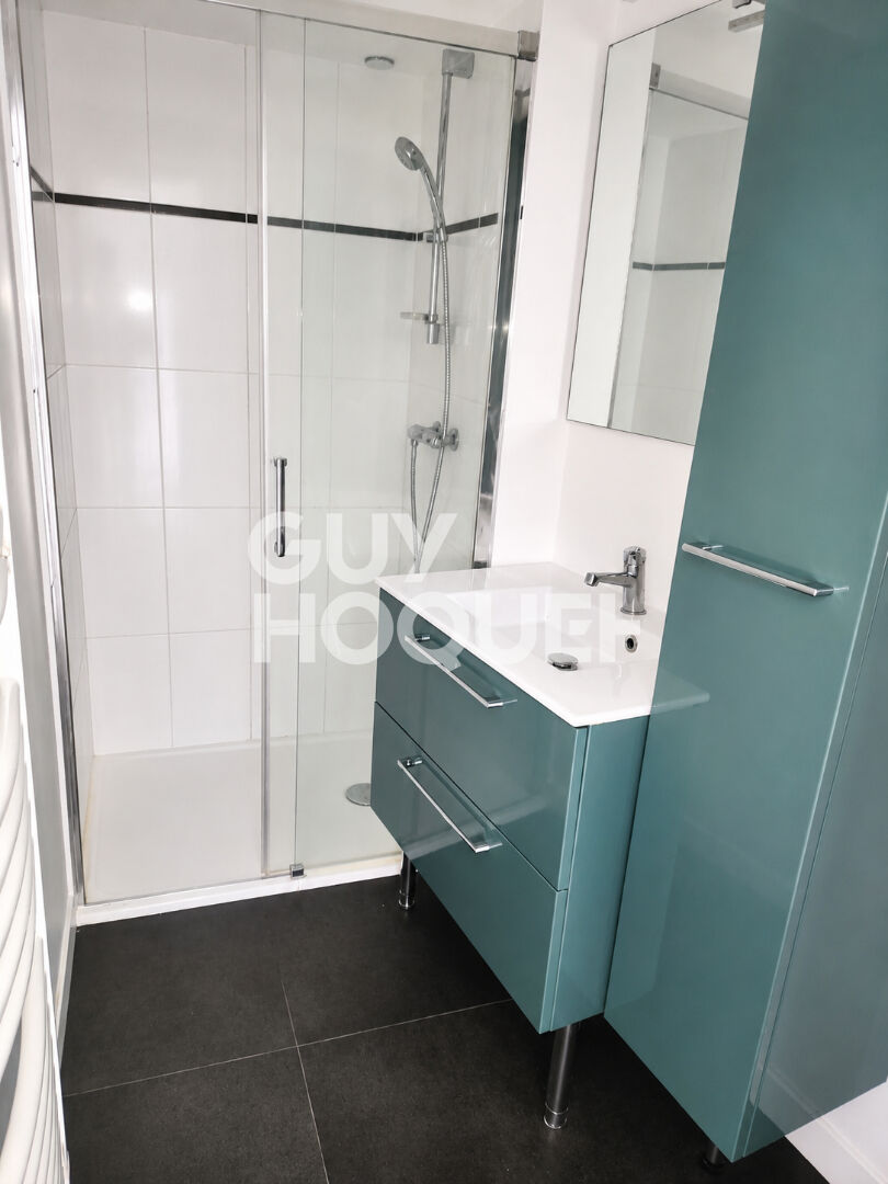 LE BOUSCAT ? Duplex T2 de 47,30 m² avec terrasse et garage fermé