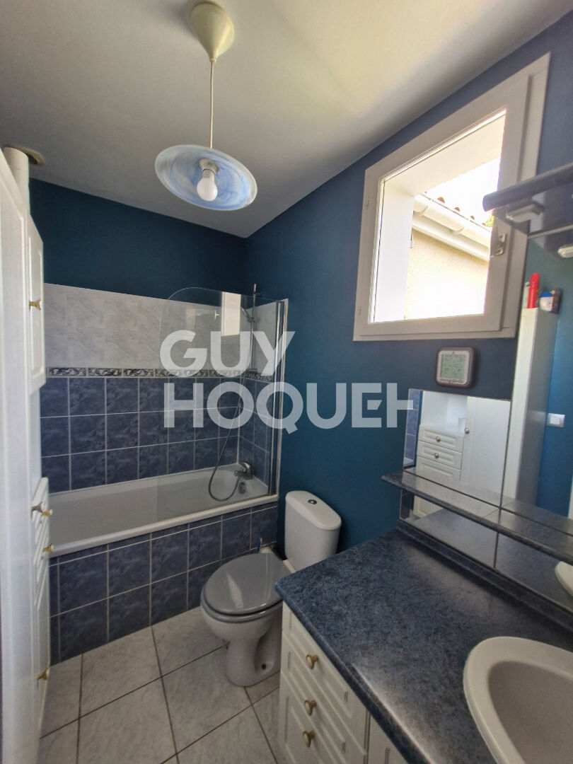 Maison familiale récente à vendre à Talence, secteur Pacaris