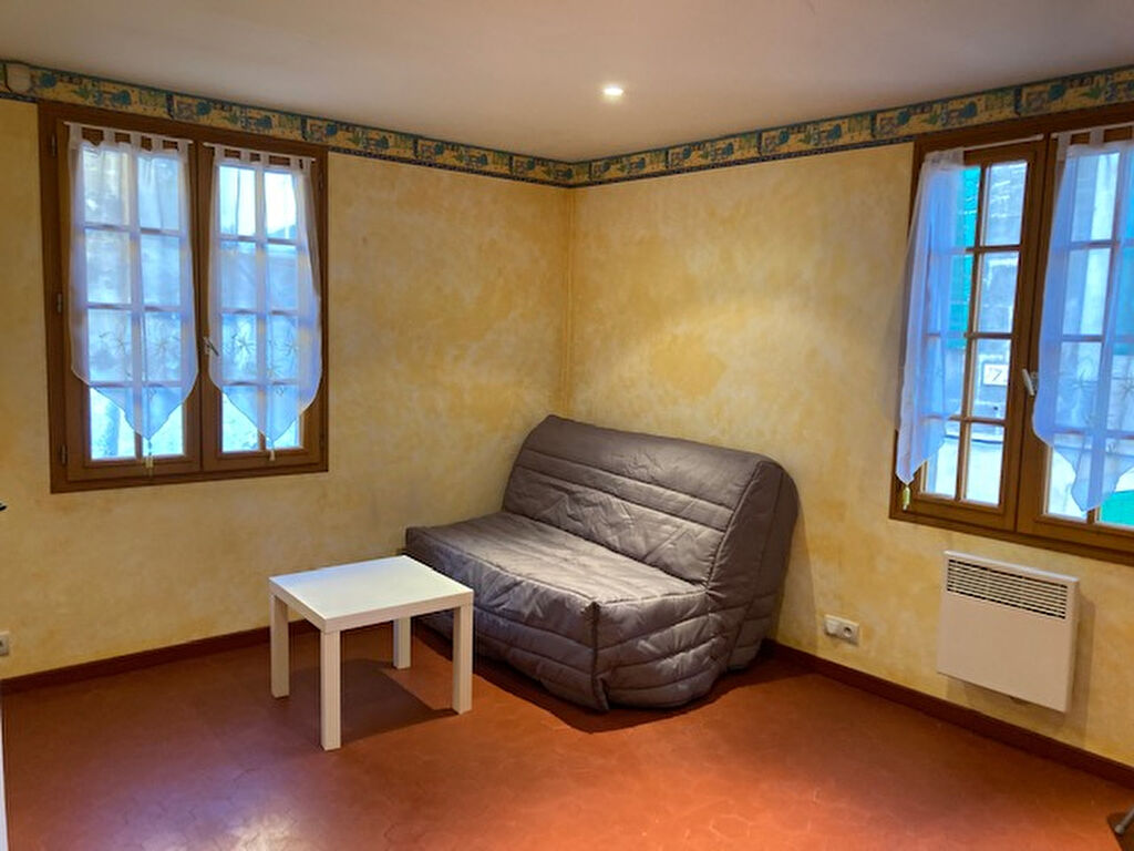 studio meublé 26 m² dans copropriété calme