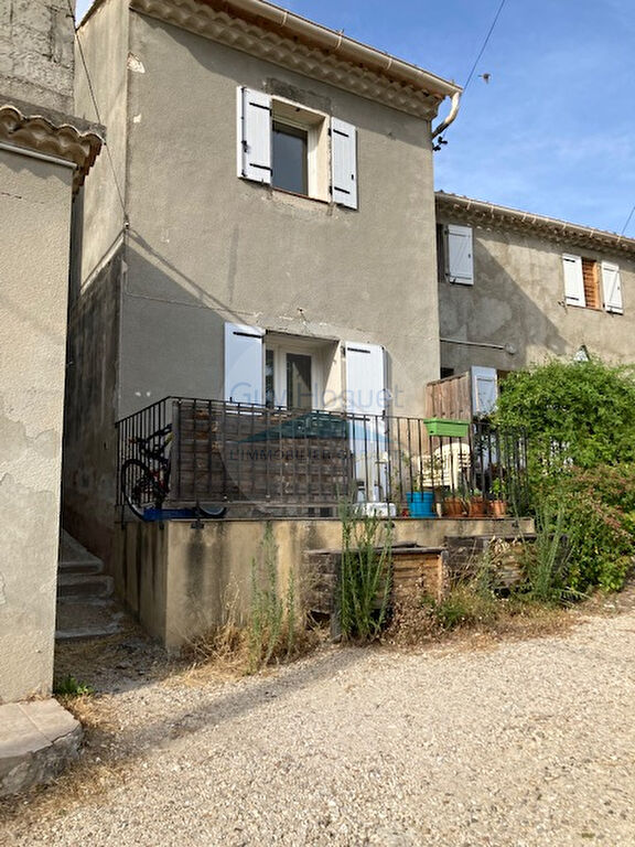 THEZIERS Appartement avec terrasse au calme 90 m²