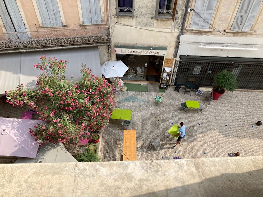 Appartement en duplex meublé au  2 em étage