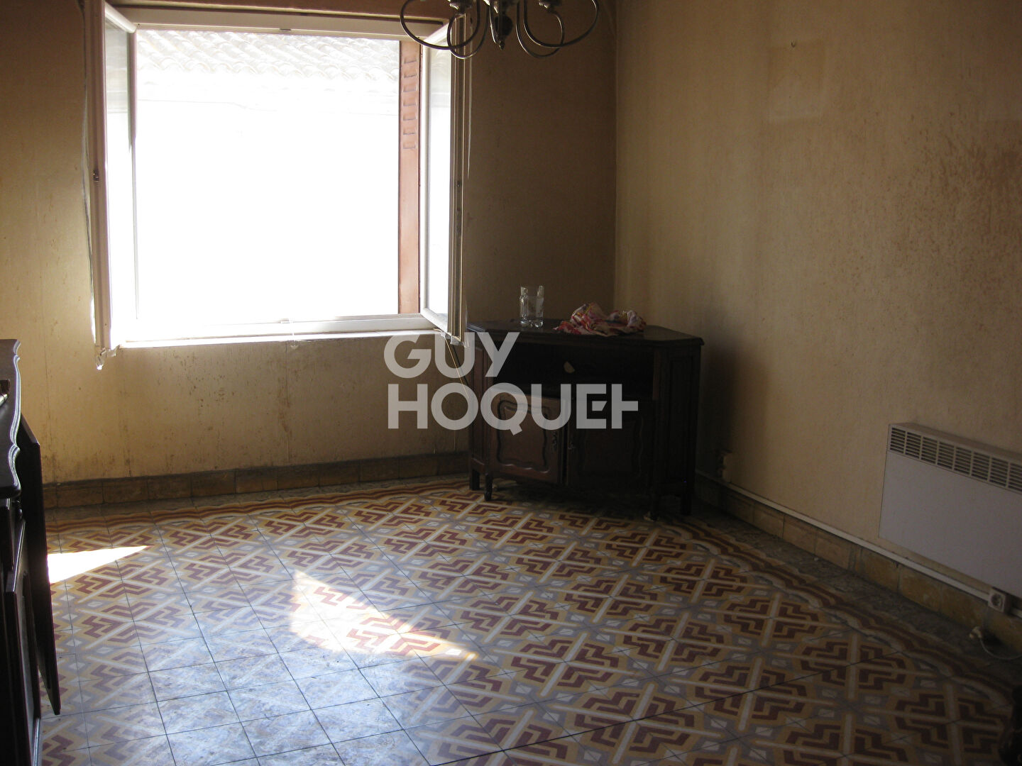 Exclusivité à Jonquières St-Vincent, maison de village à rénover.