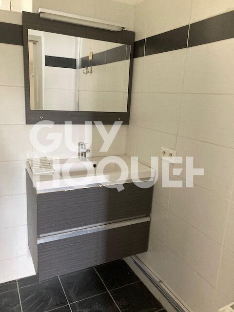 CHATEAURENARD  Appartement  3 pièce(s) 73 M²