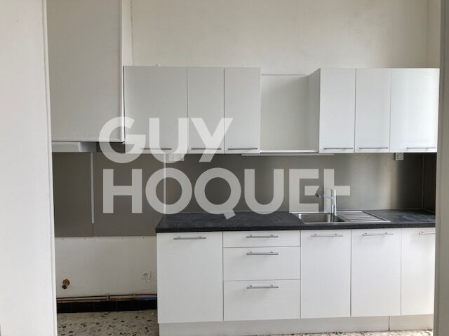 CHATEAURENARD  Appartement  3 pièce(s) 73 M²