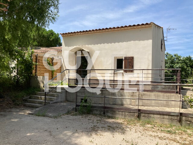 Appartement Vallabregues 3 pièce(s) 115 m ² avec extérieur