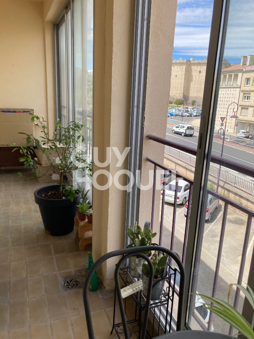 Appartement Tarascon 2 chambres avec balcon