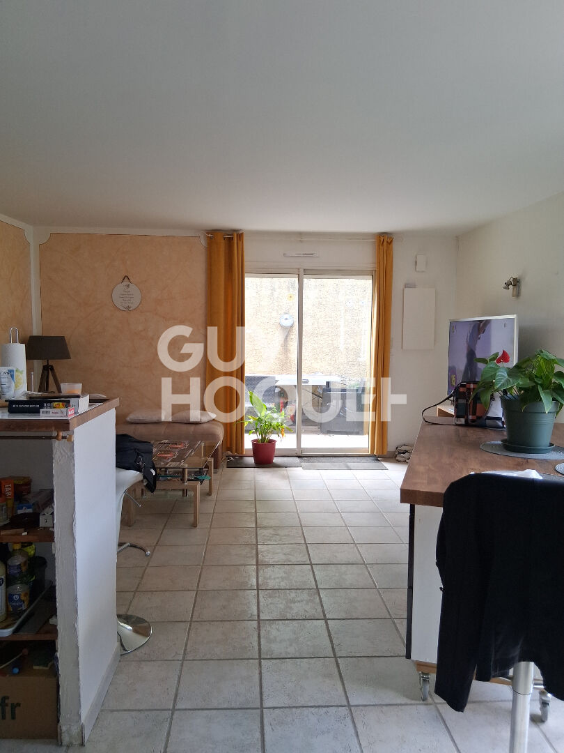 Maison de ville -  2 pièces -terrasse -Caumont sur Durance