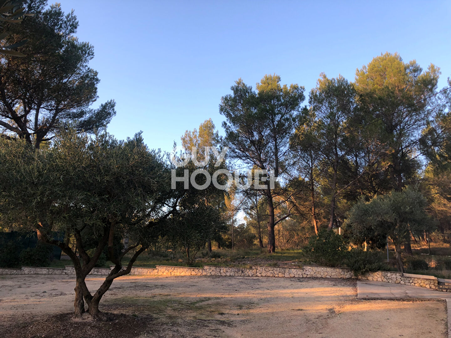 Maison Tarascon dans la garrigue sur 3205 m²