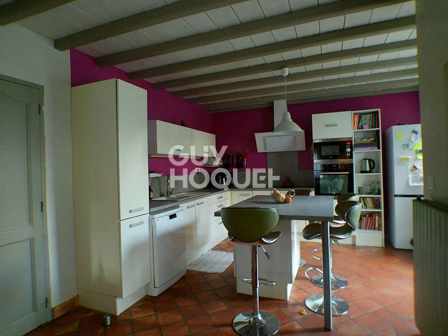 Maison familiale -  5 pièce(s) - Caumont -sur-Durance