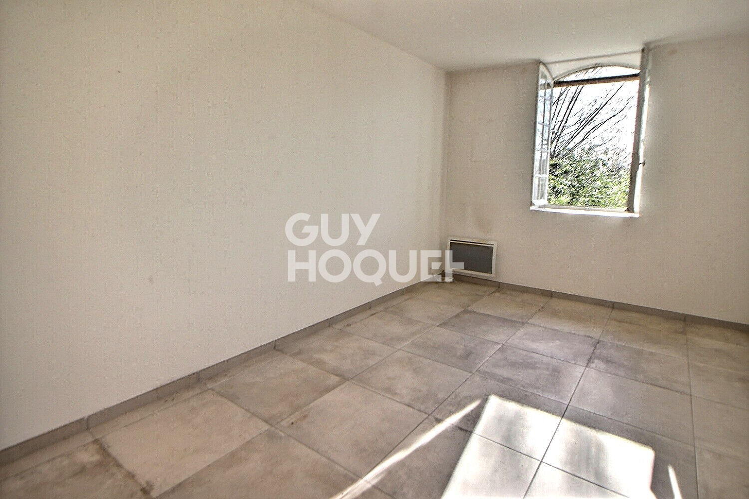 Mas Mitoyen sur une parcelle de 1275 m