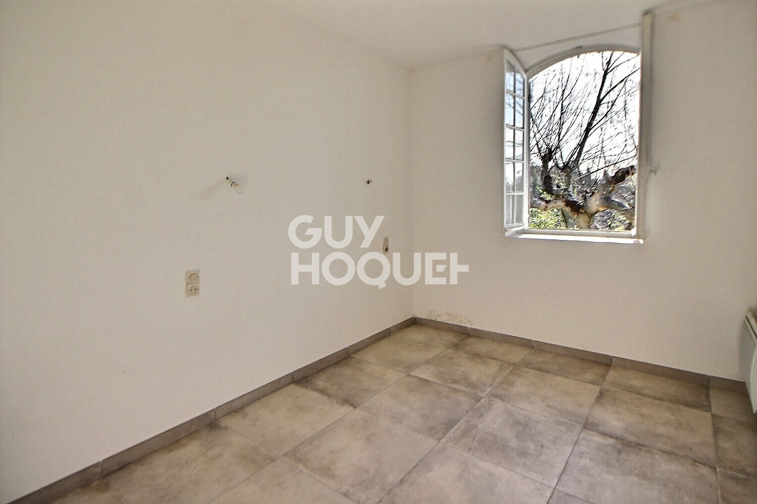 Mas Mitoyen sur une parcelle de 1275 m