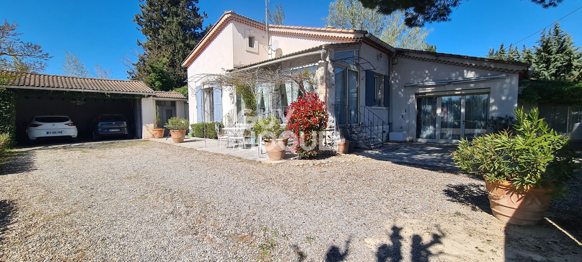 Maison 140 m² -  5 pièces - 3 chambres