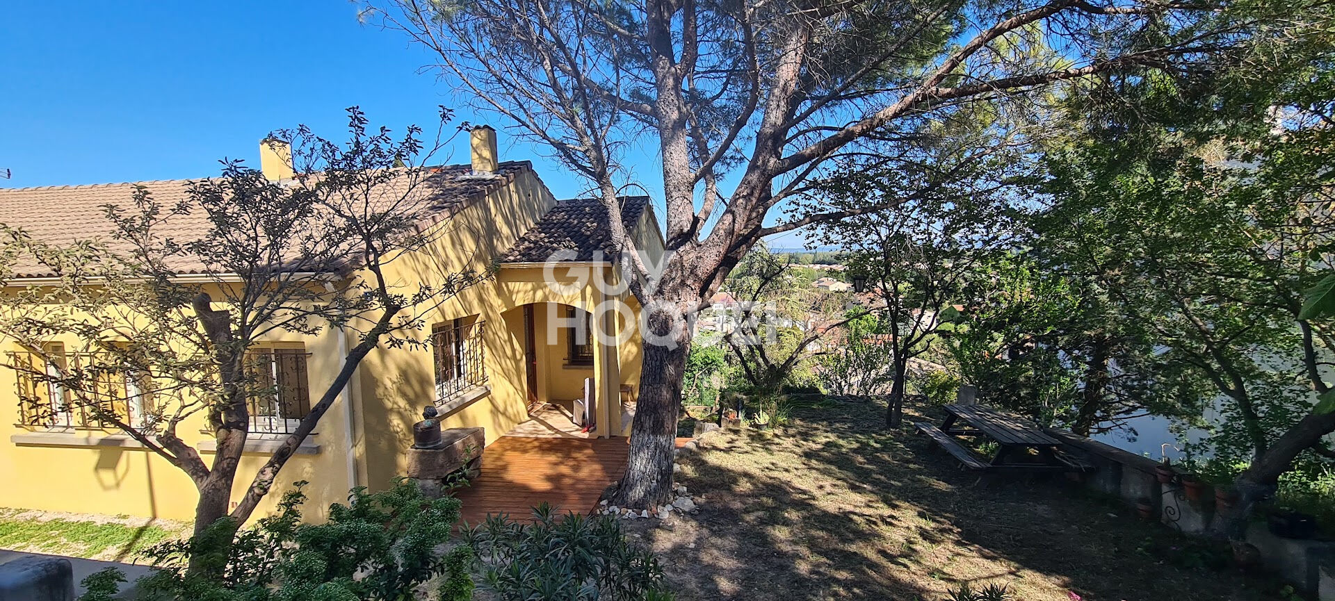 Villa  de plain-pied -  Vue imprenable -  Caumont sur Durance