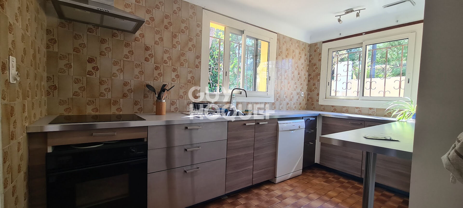 Villa  de plain-pied -  Vue imprenable -  Caumont sur Durance