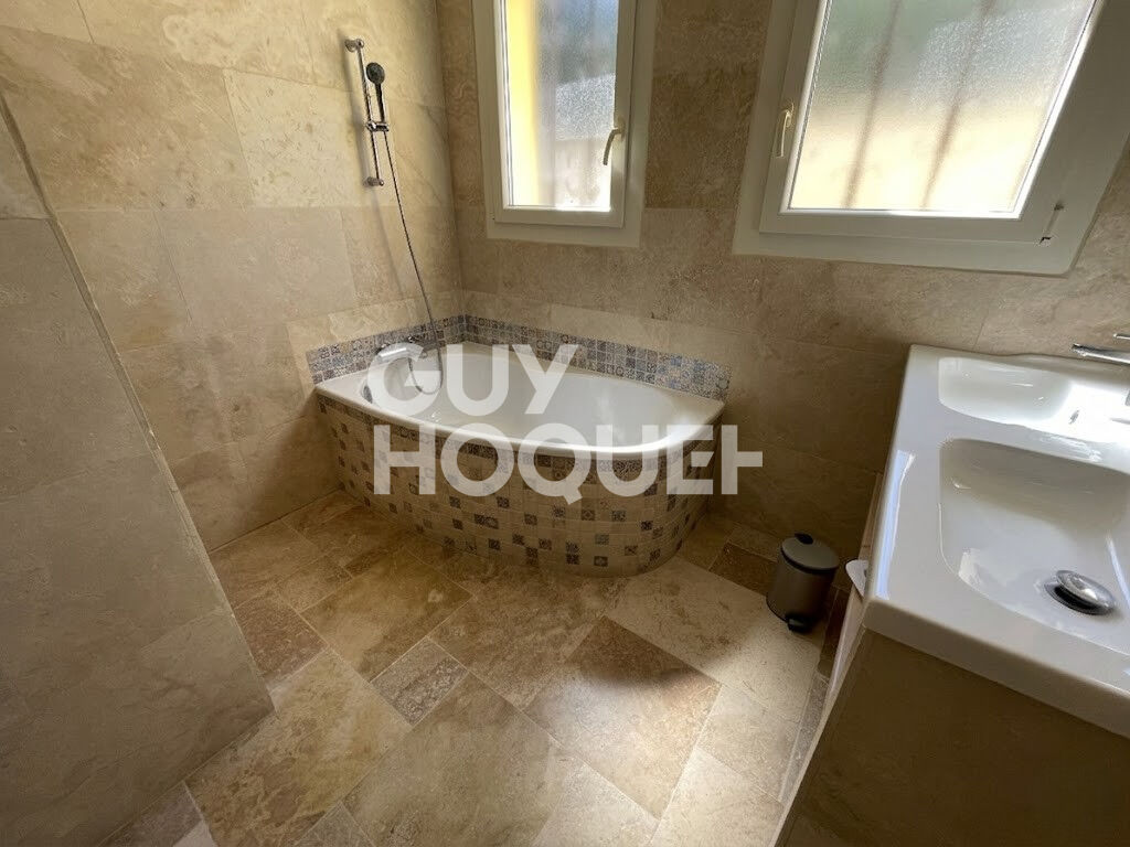 Villa  de plain-pied -  Vue imprenable -  Caumont sur Durance