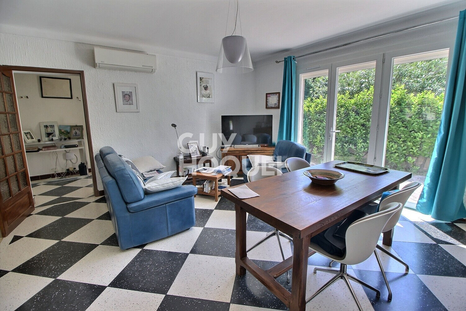 Villa lumineuse Plain- pied sur une  parcelle de 523 m2