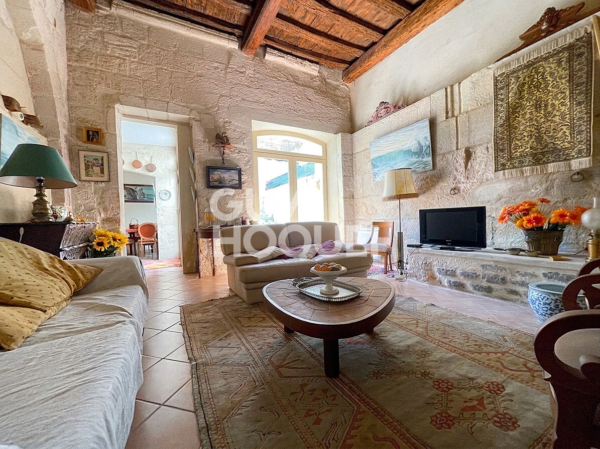 Maison de ville de caractère Tarascon 6 pièce(s) 163m2