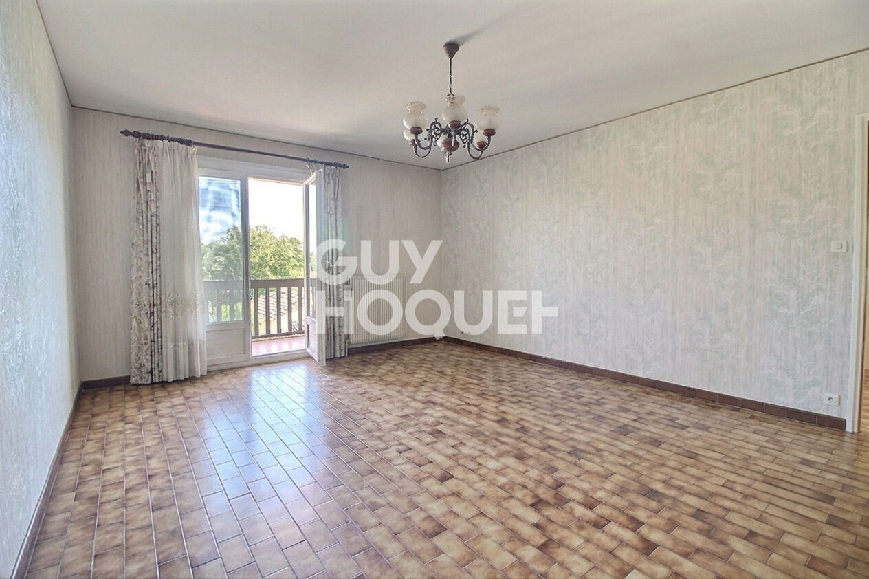 Appartement 3 pièce(s) 70 m2 avec terrasse et garage Tarascon