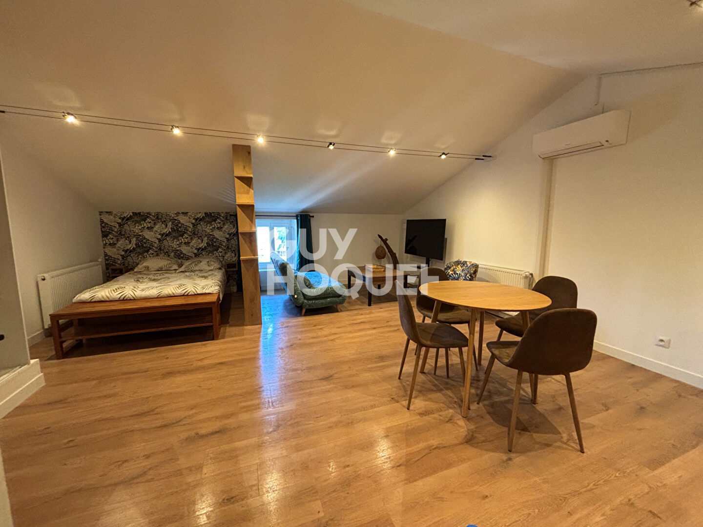 Studio Meublé  - avec extérieur - 37 m²