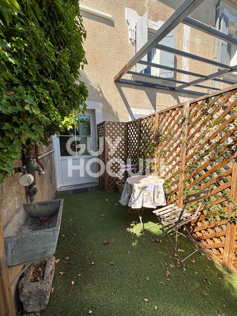 Studio Meublé  - avec extérieur - 37 m²