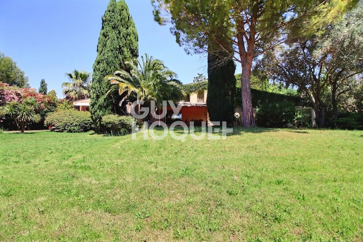 Maison 10 pièces 243 m² · à Tarascon · 242,7 m² · 780 000 €