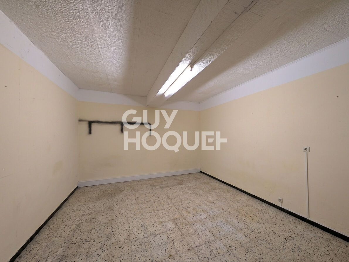 immeuble Beaucaire 7 pièces 180 m2