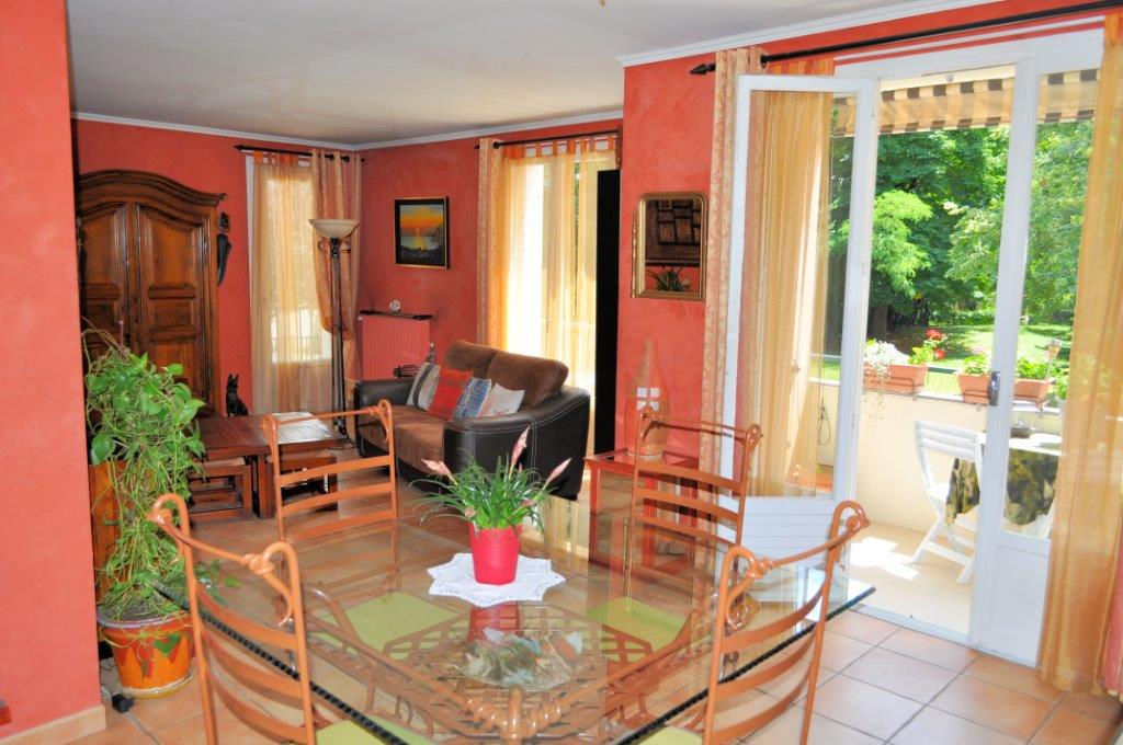 Spacieux T4 à vendre sur Francheville proximité Tassin la Demi-Lune