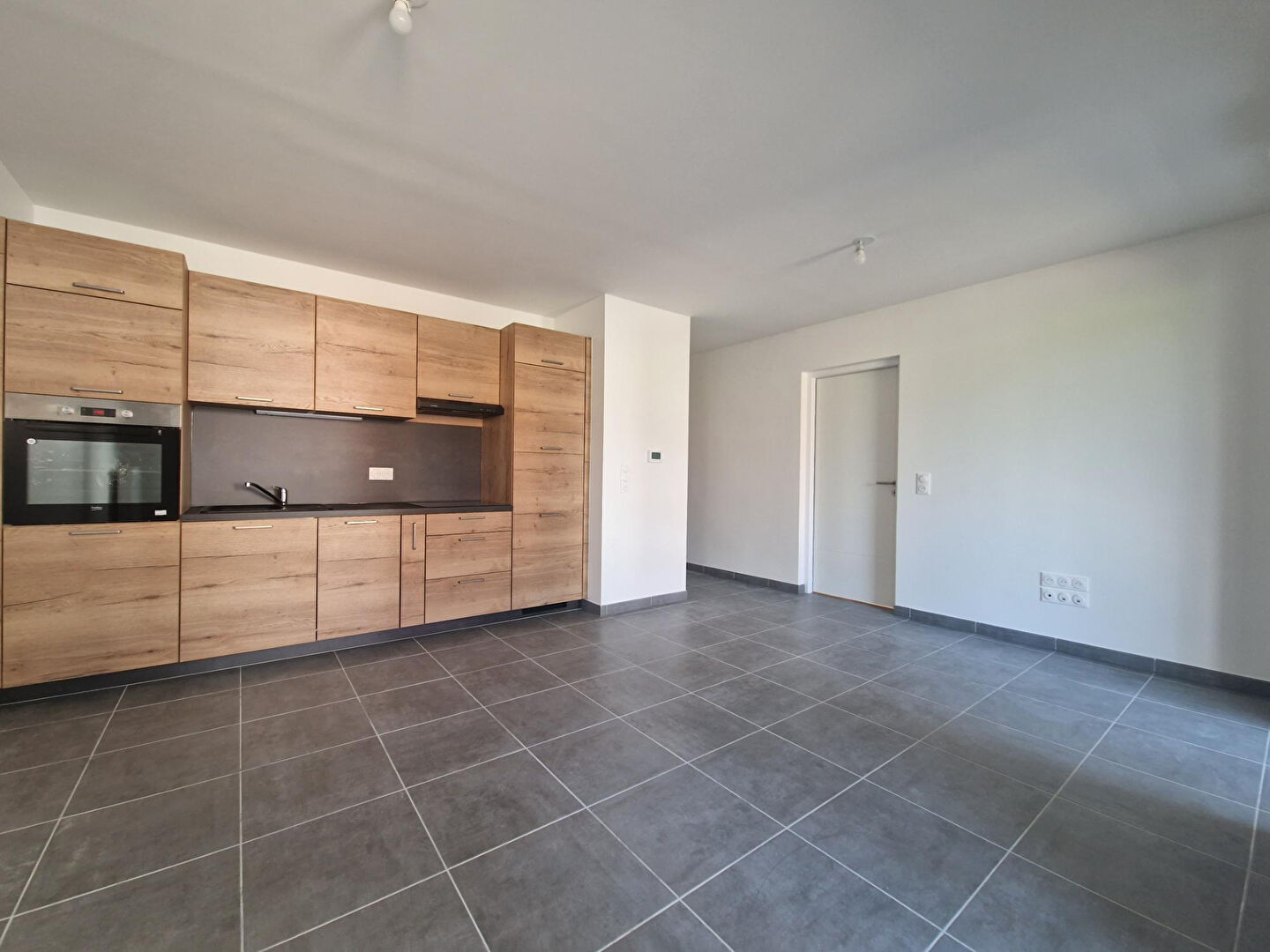A BEZANNES - APPARTEMENT TYPE 2 NEUF A LOUER
