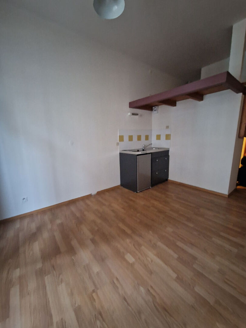 VENTE d'un appartement T1 à REIMS HYPERCENTRE