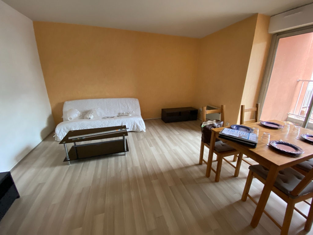 Vente d'un appartement T2 à TOULOUSE - Guy-hoquet.com
