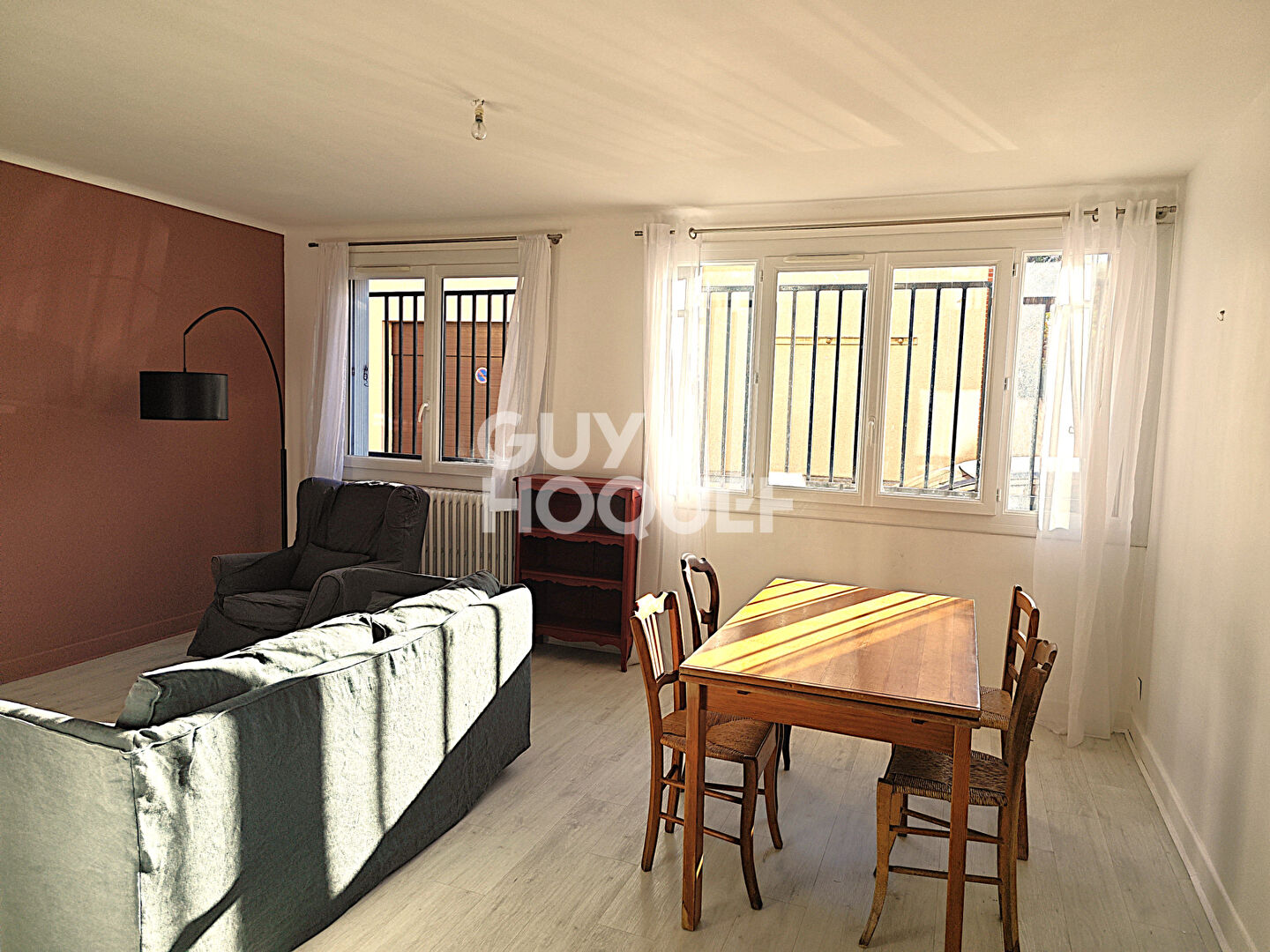 APPARTEMENT TYPE 3 RENOVE REZ DE CHAUSSEE LOGGIA CAVE PARKING TOULOUSE SAINT CYPRIEN