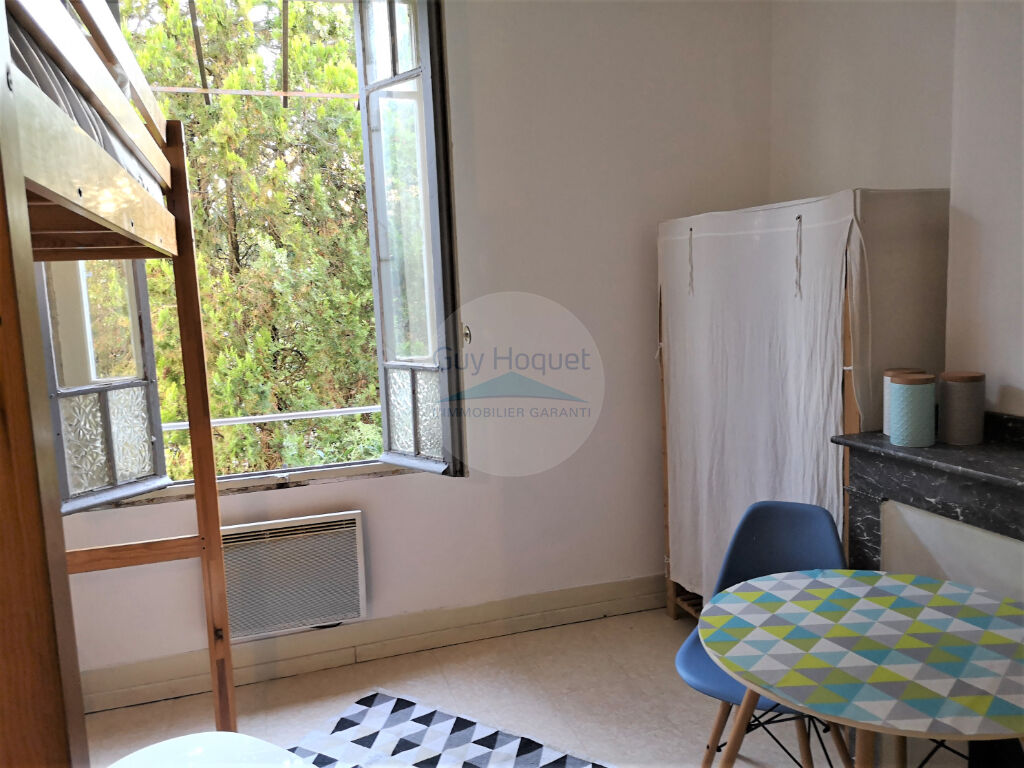 STUDIO MEUBLE DERNIER ETAGE SUR COUR TOULOUSE SAINT AGNE METRO SAINT AGNE SNCF