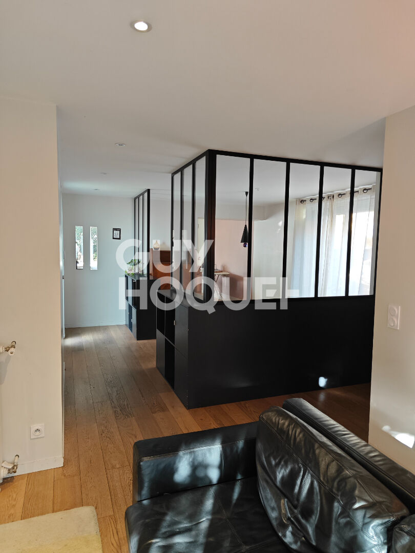 MAISON TYPE 5 RENOVEE TERRASSE JARDIN COUR POUR VEHICULES  METRO SAOUZELONG