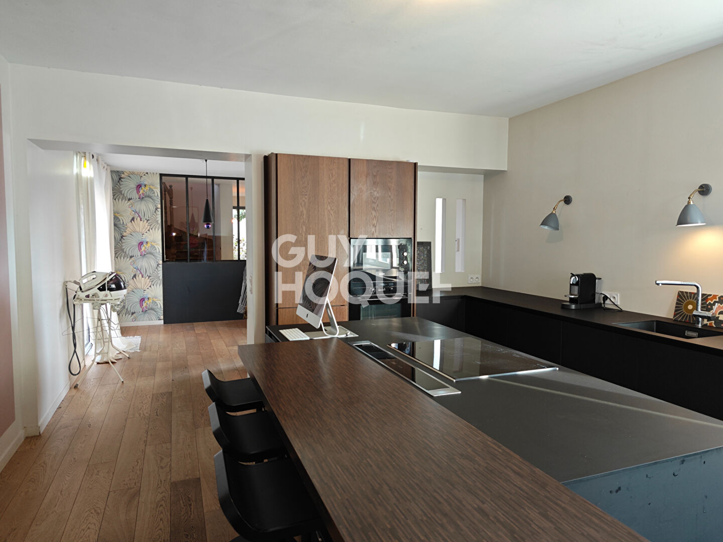 MAISON TYPE 5 RENOVEE TERRASSE JARDIN COUR POUR VEHICULES  METRO SAOUZELONG