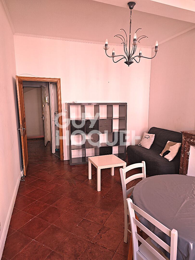 APPARTEMENT TYPE 2 RENOVE LES CARMES METRO PALAIS DE JUSTICE