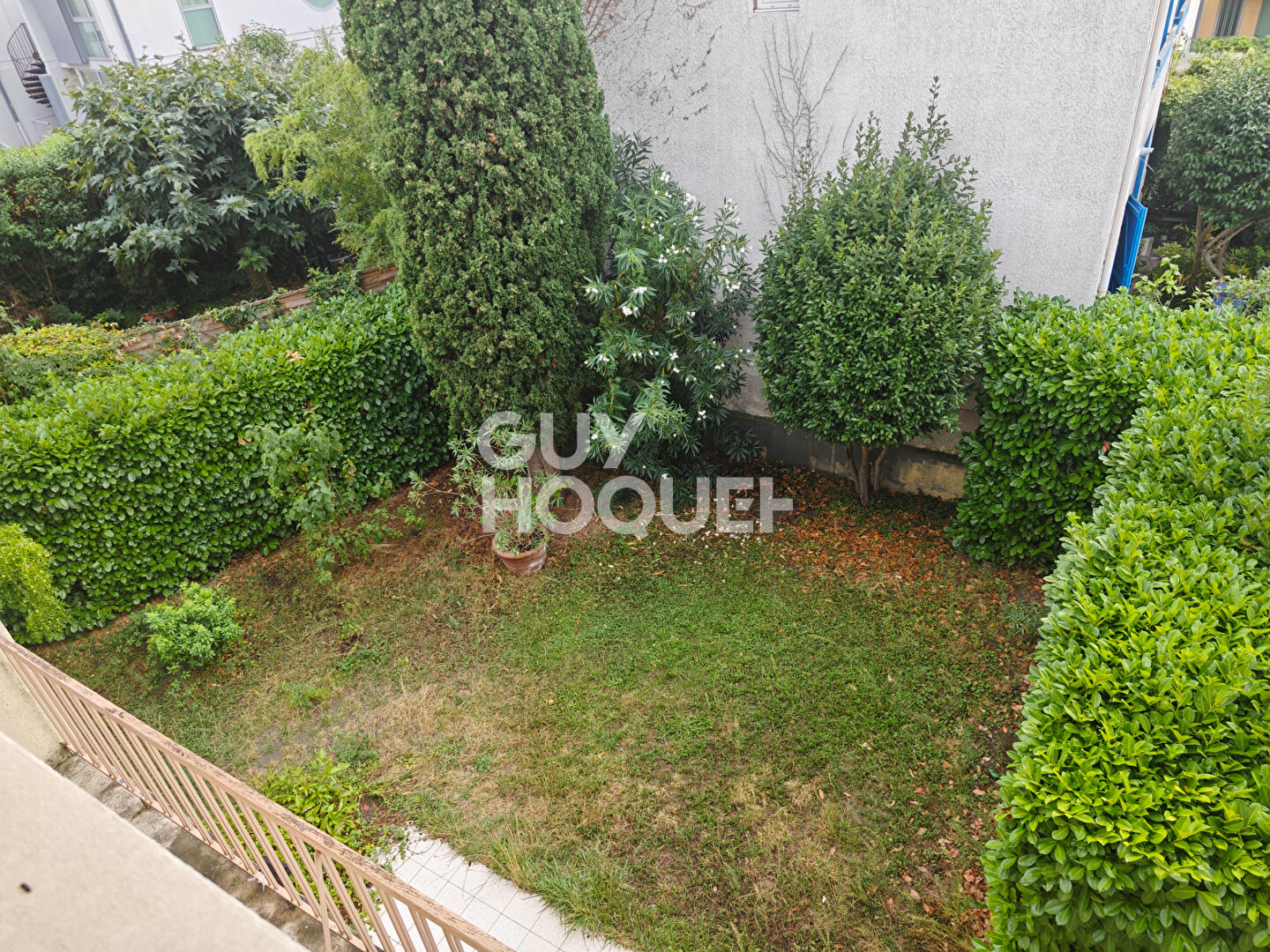 MAISON TYPE 7 SUR 3 NIVEAUX 140 M² GARAGE JARDIN 200 M²  BAS DES COTEAUX DE PECH DAVID