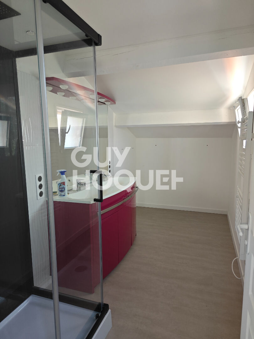 MAISON TYPE 7 ANNEE 97 AVEC ANNEXES ET PISCINE MURET