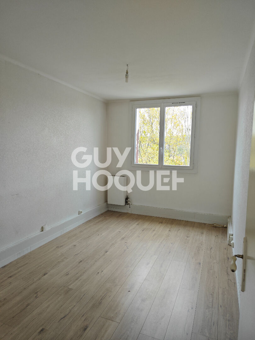 APPARTEMENT TYPE 2 BALCON CAVE PARKING  SAINT AGNE