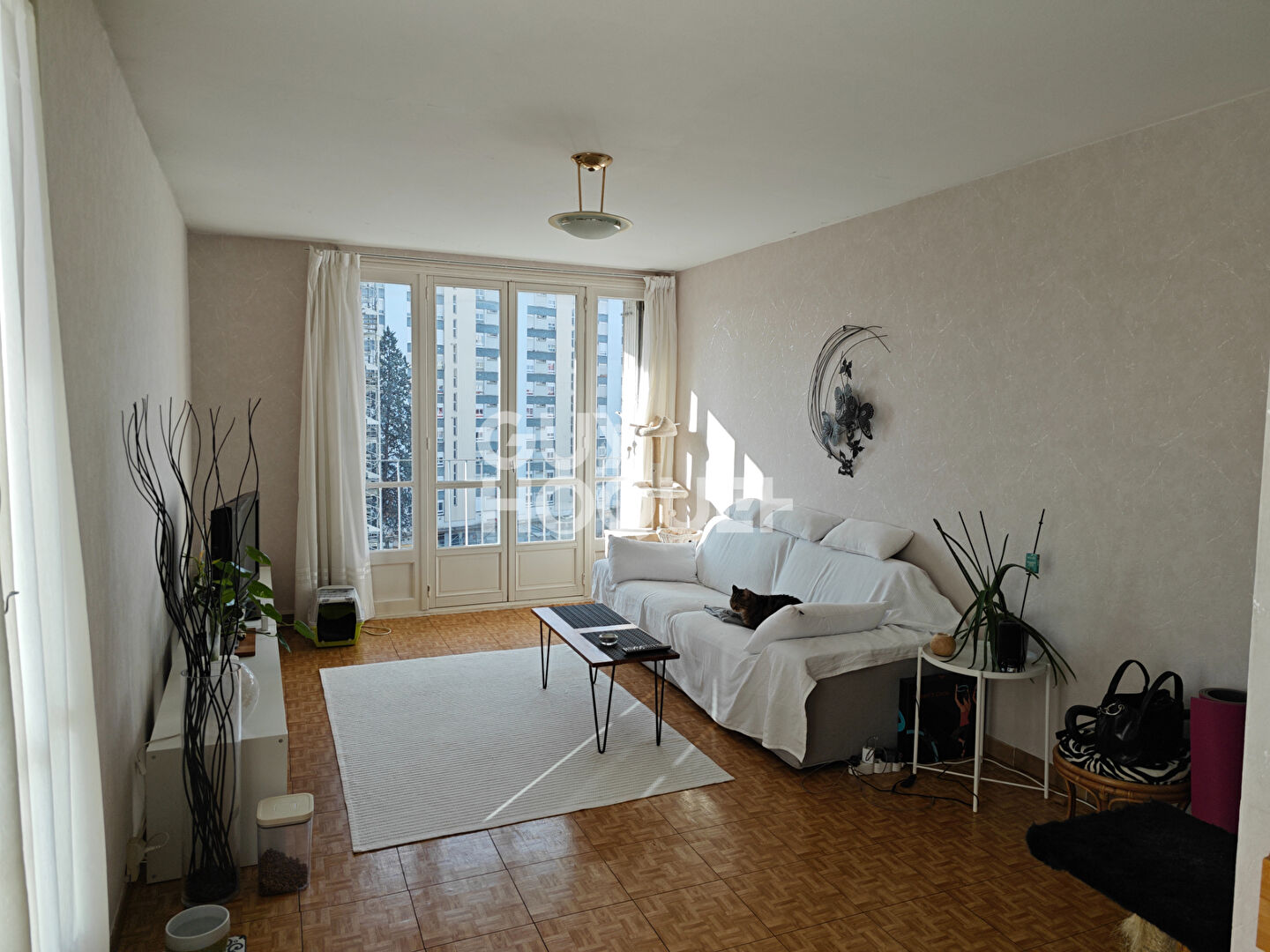 APPARTEMENT TYPE 2 2 BALCONS CAVE PARKING COLLECTIF METRO EMPALOT