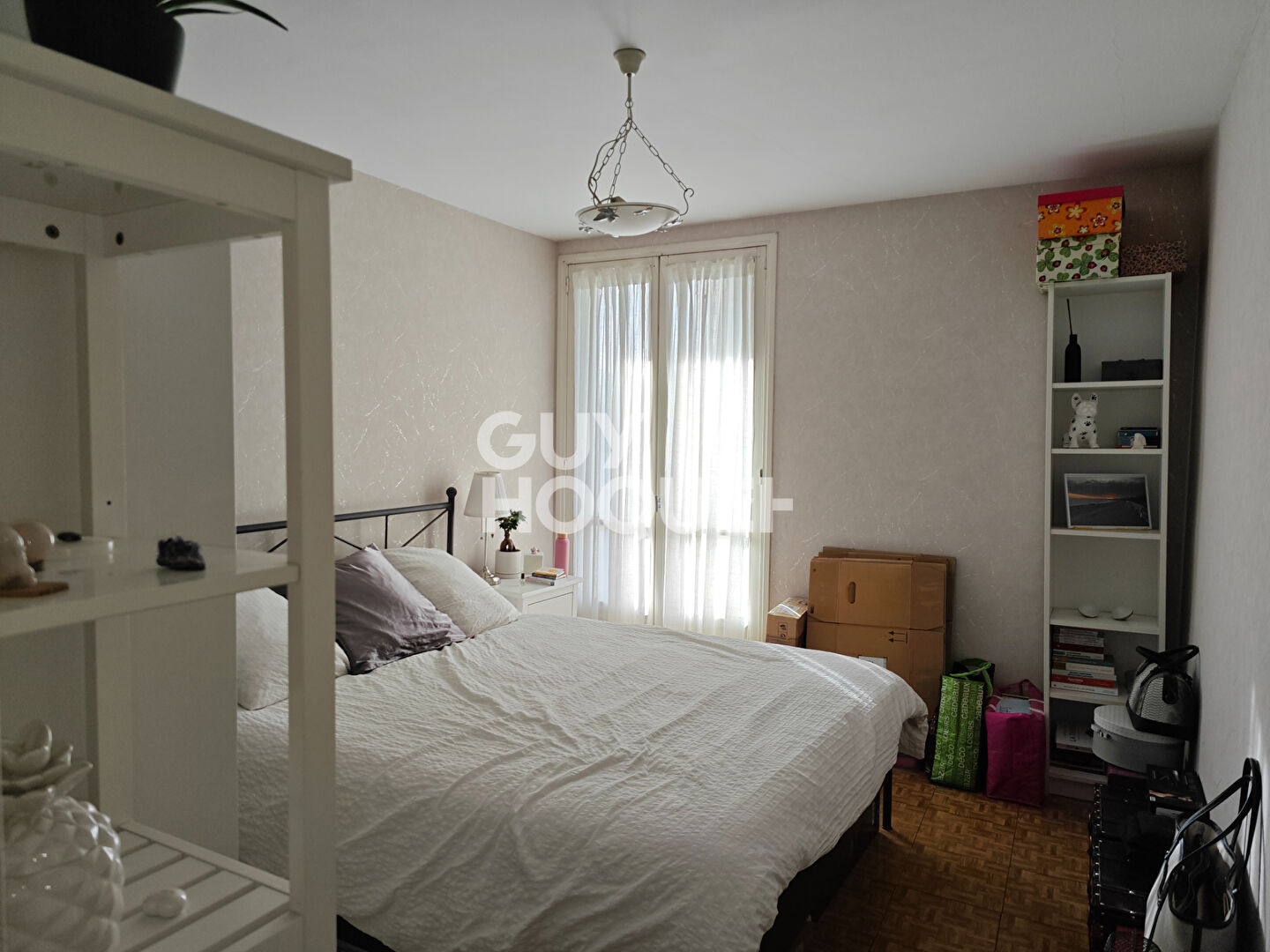 APPARTEMENT TYPE 2 2 BALCONS CAVE PARKING COLLECTIF METRO EMPALOT