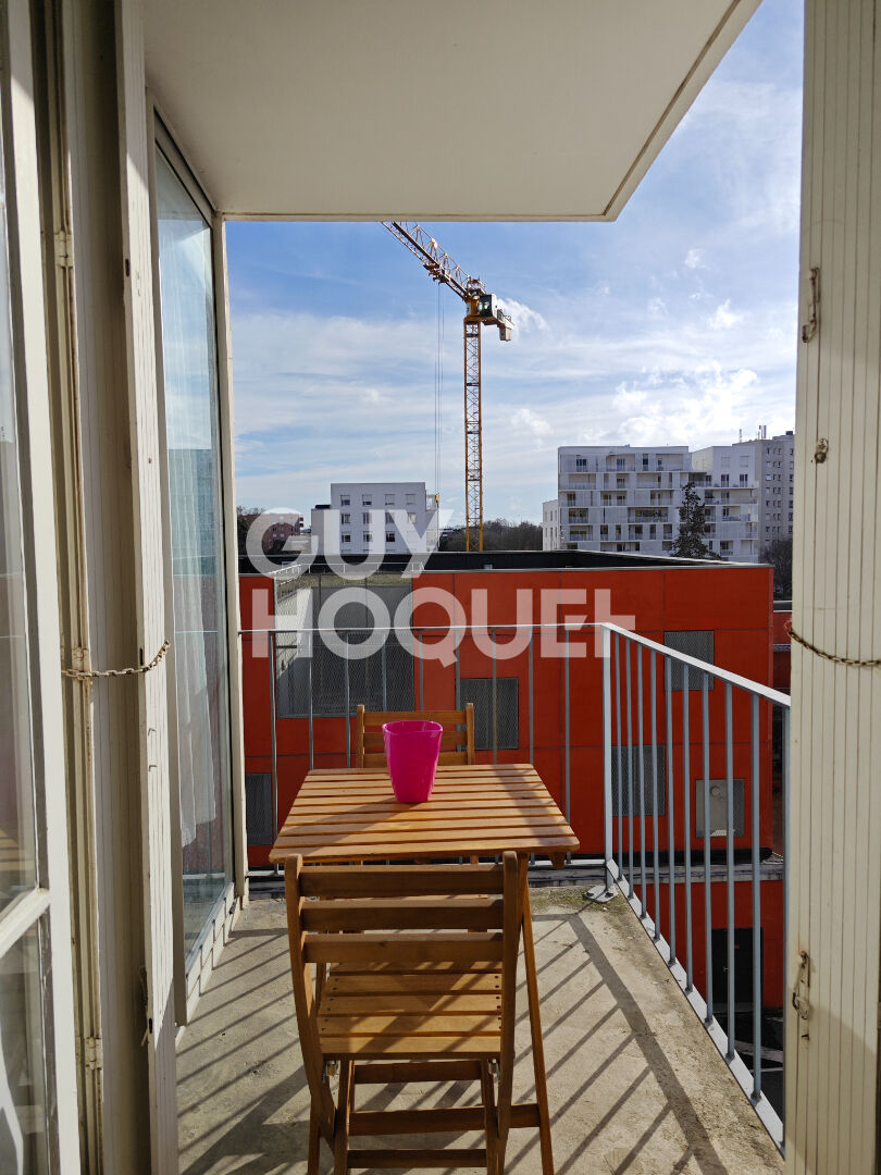 APPARTEMENT TYPE 2 2 BALCONS CAVE PARKING COLLECTIF METRO EMPALOT