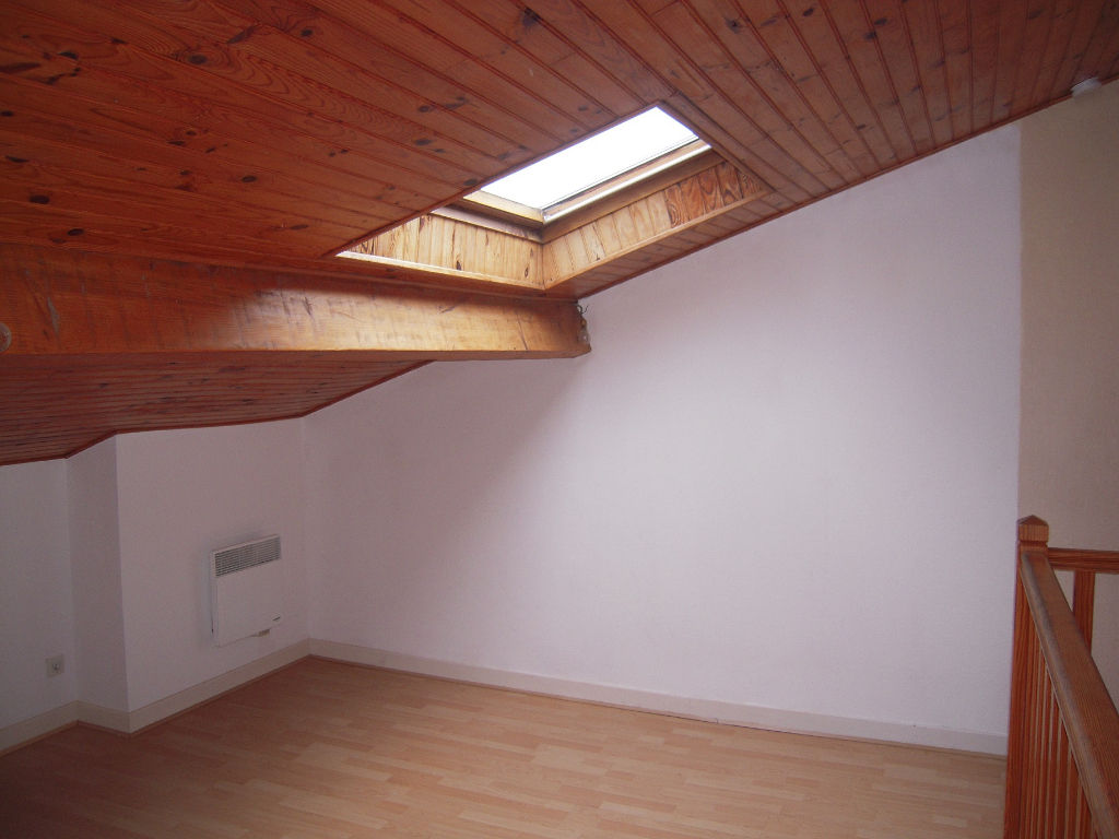 Appartement 4 pièces 81 m² · à Toulouse · 80,6 m² · 1 042 €